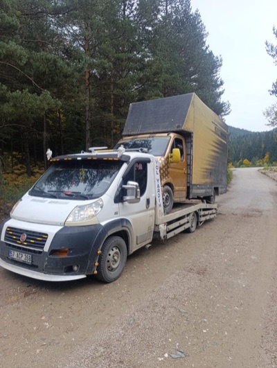 Oto kurtarma araç yükleme